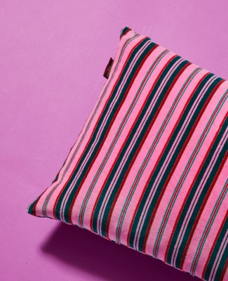 VELVET RECT. CUSHION - Margate Pink - COU 228