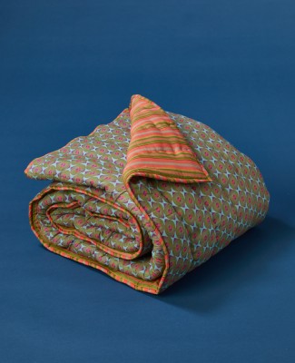 QUILTED BED COVER - Ziggy...